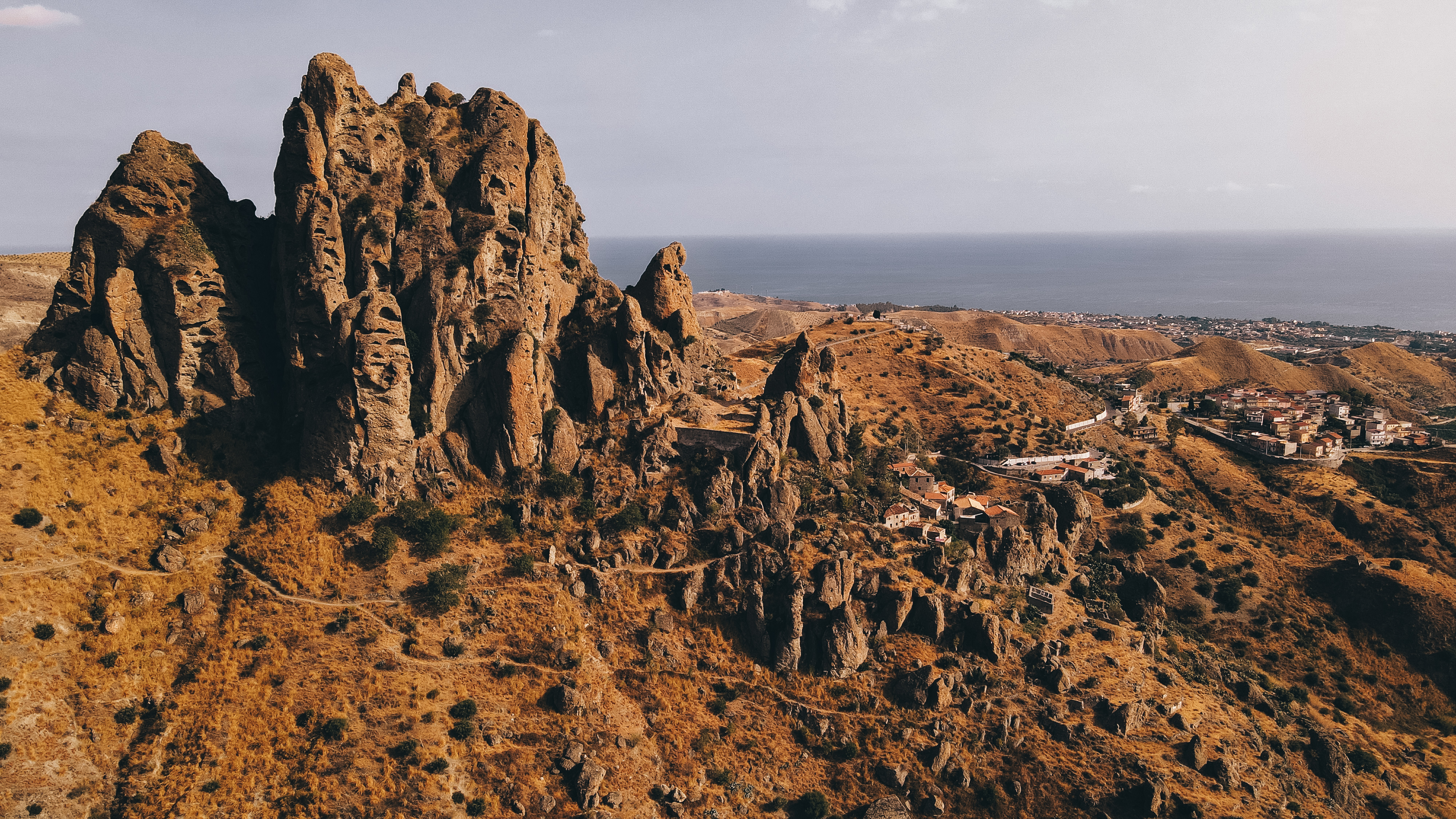 Pentedattilo: il Borgo Fantasma della Calabria — Foto esperienza 2