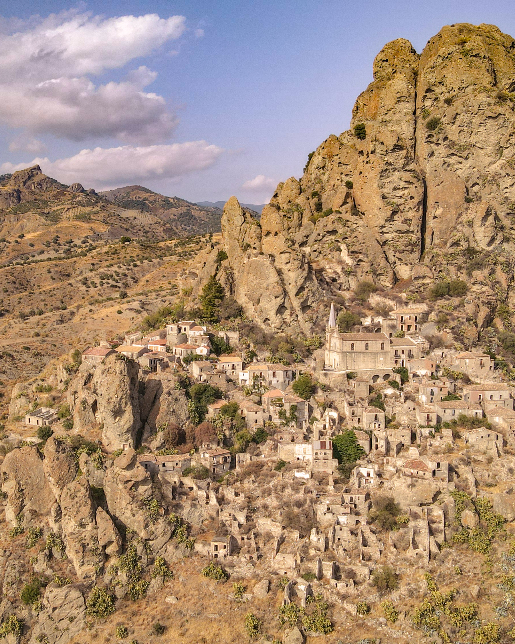 Pentedattilo: il Borgo Fantasma della Calabria — Foto esperienza 3